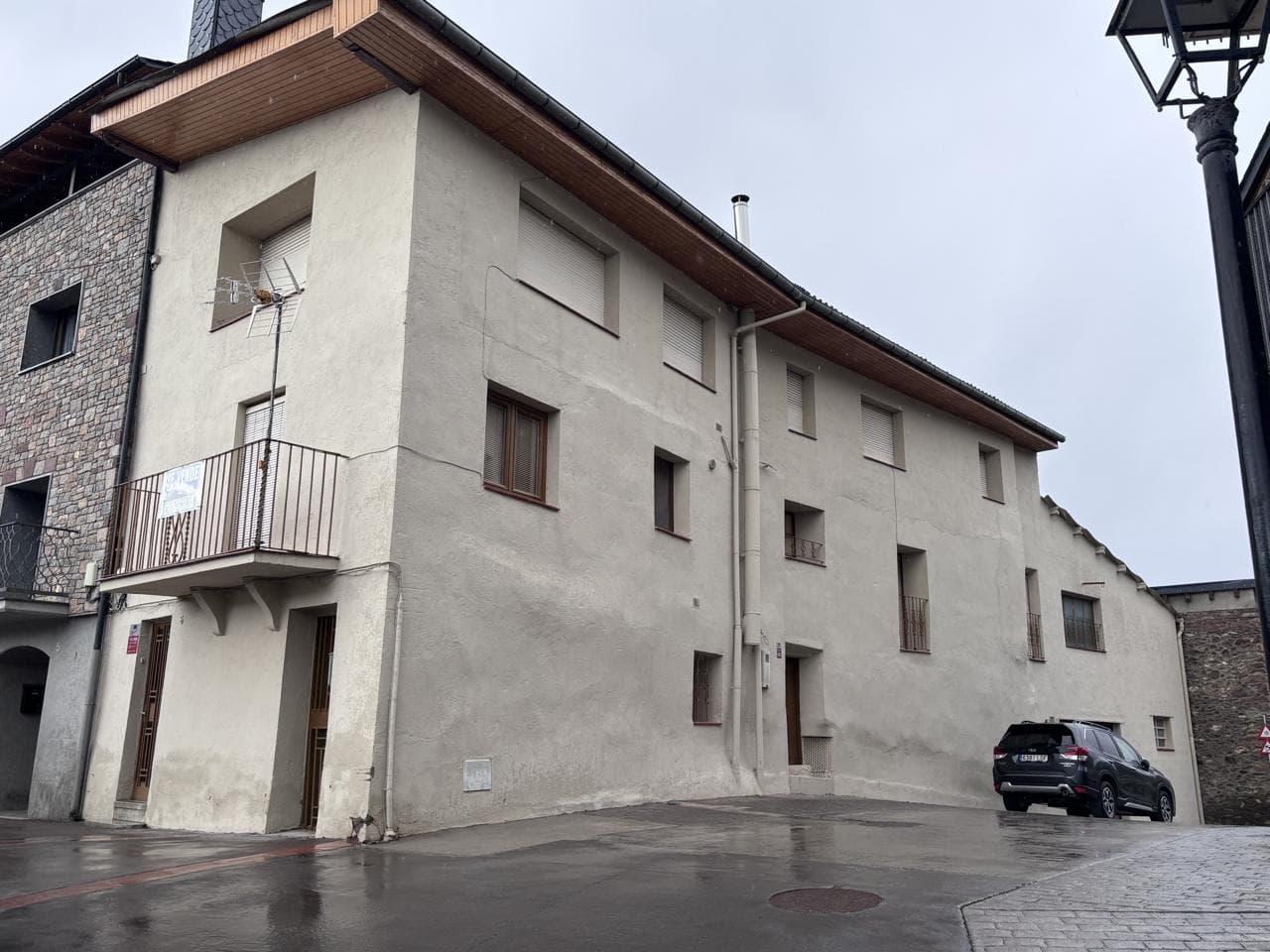 Gran casa de pueblo con dos viviendas