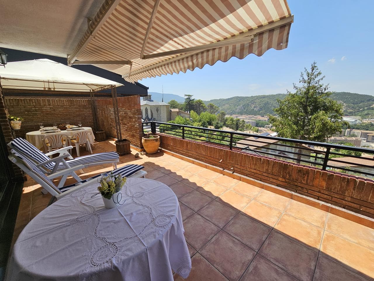 Exclusiva vivienda con una impresionante terraza